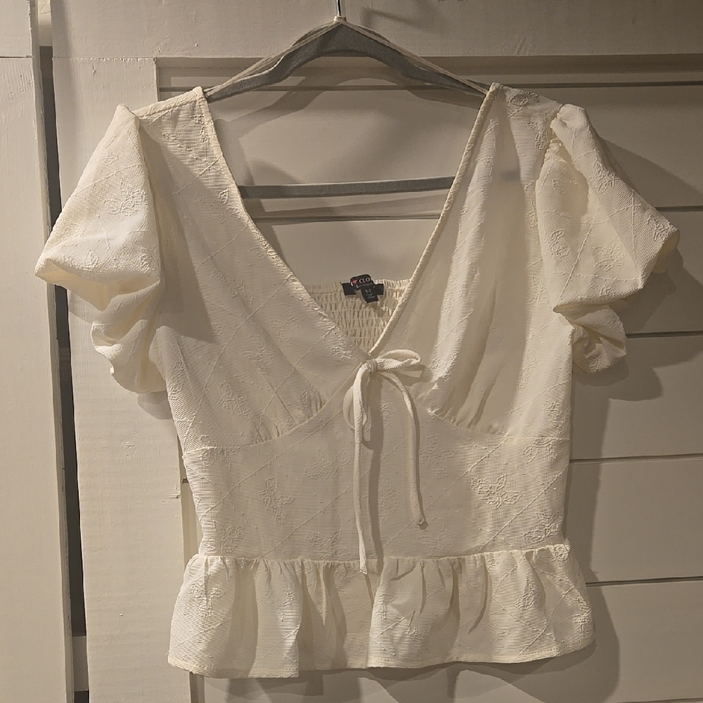 Elegant Cream Puff Sleeve Top